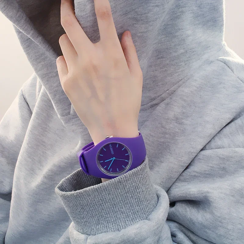 Montre homme femme couleur crè - Silicone Band Women avis et prix