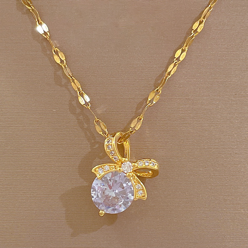 Collier ras du cou élégant et  - Butterfly Clasp Deployant avis et prix